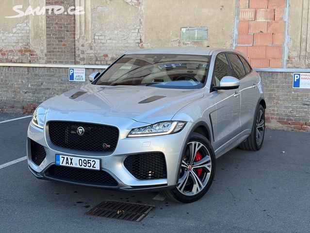 Jaguar F-Pace